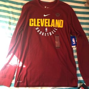 Cleveland Cavaliers Nike long sleeve